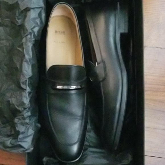 SOLD - Hugo Boss Portland Solid Bit Loafer Size 8.5 - Picture 8 of 8